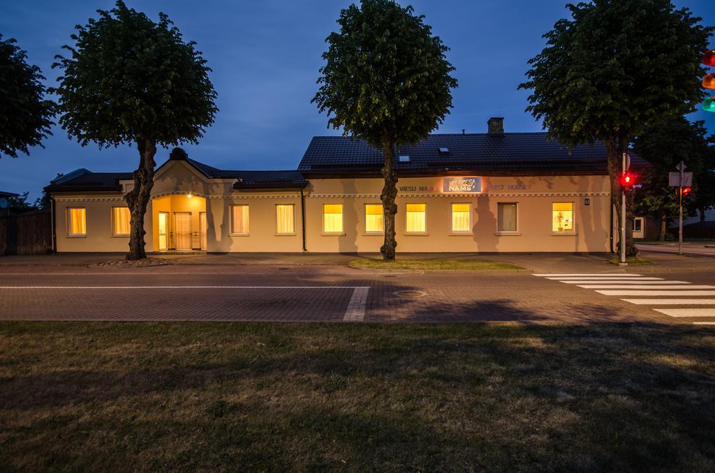 Veldzes Nams Hotel Ventspils Bagian luar foto